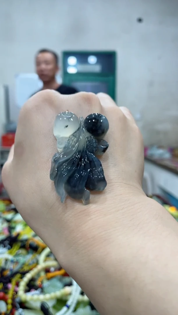 【闪购商品】蛇纹石玉吊坠未镶嵌1