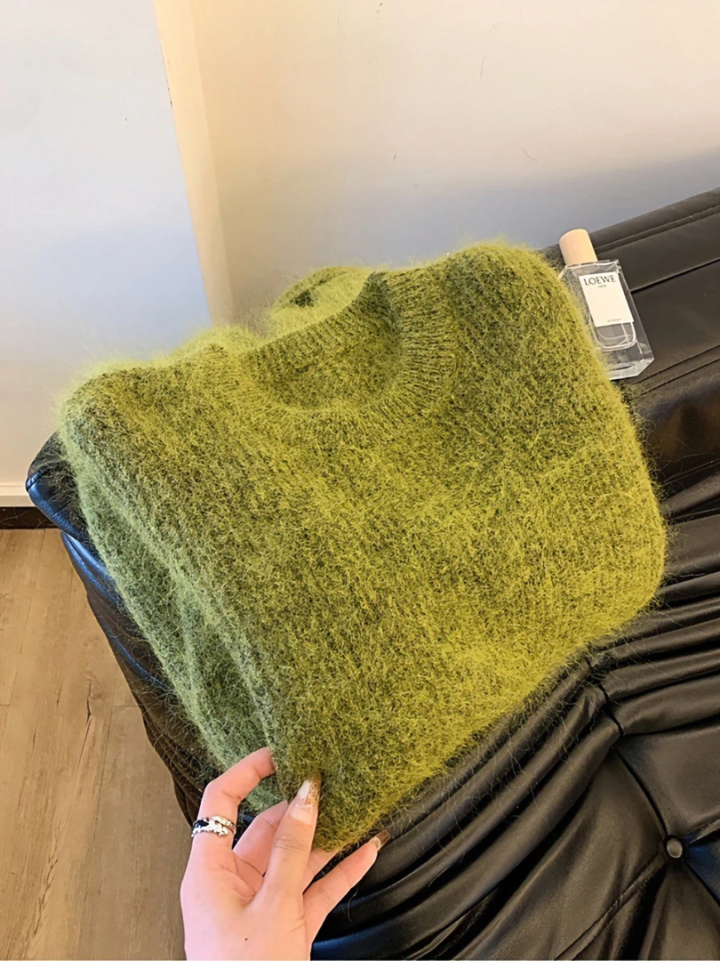 苔藓绿毛绒绒毛衣女秋冬款加厚保暖宽松慵懒圆领套头内搭打底上衣