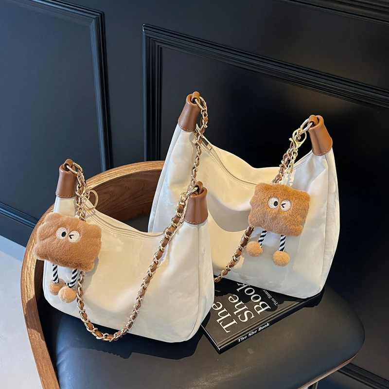 简约时尚大容量通勤包2025春夏新款质感小众设计链条包ins腋下包