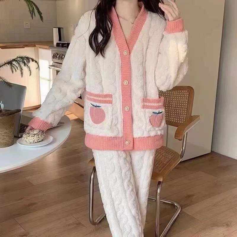 水蜜桃宽松睡衣毛绒家居服秋冬季女士甜美舒适套装