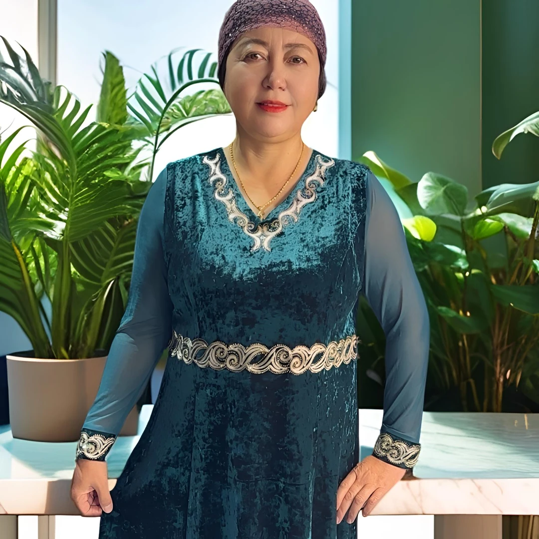 【新疆包邮】赫本风丝绒连衣裙气质显瘦长款优雅刺绣