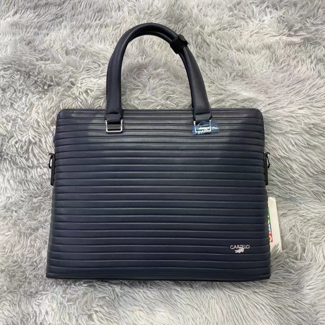 鳄家纳帕牛皮加纤维蓝色男士公文包竖版休闲百搭高品质经典商务包