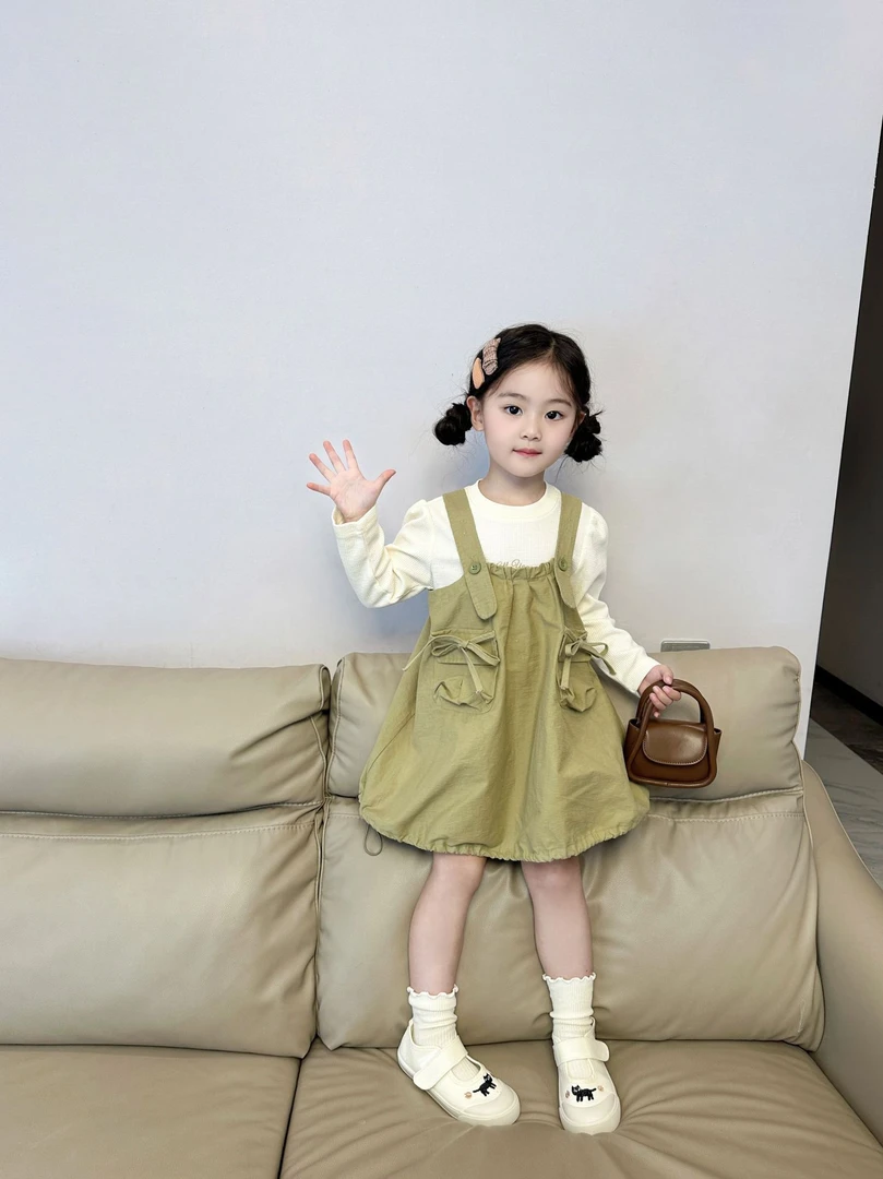 2024秋季女童新款儿童韩版时尚长袖上衣背带连衣裙两件套