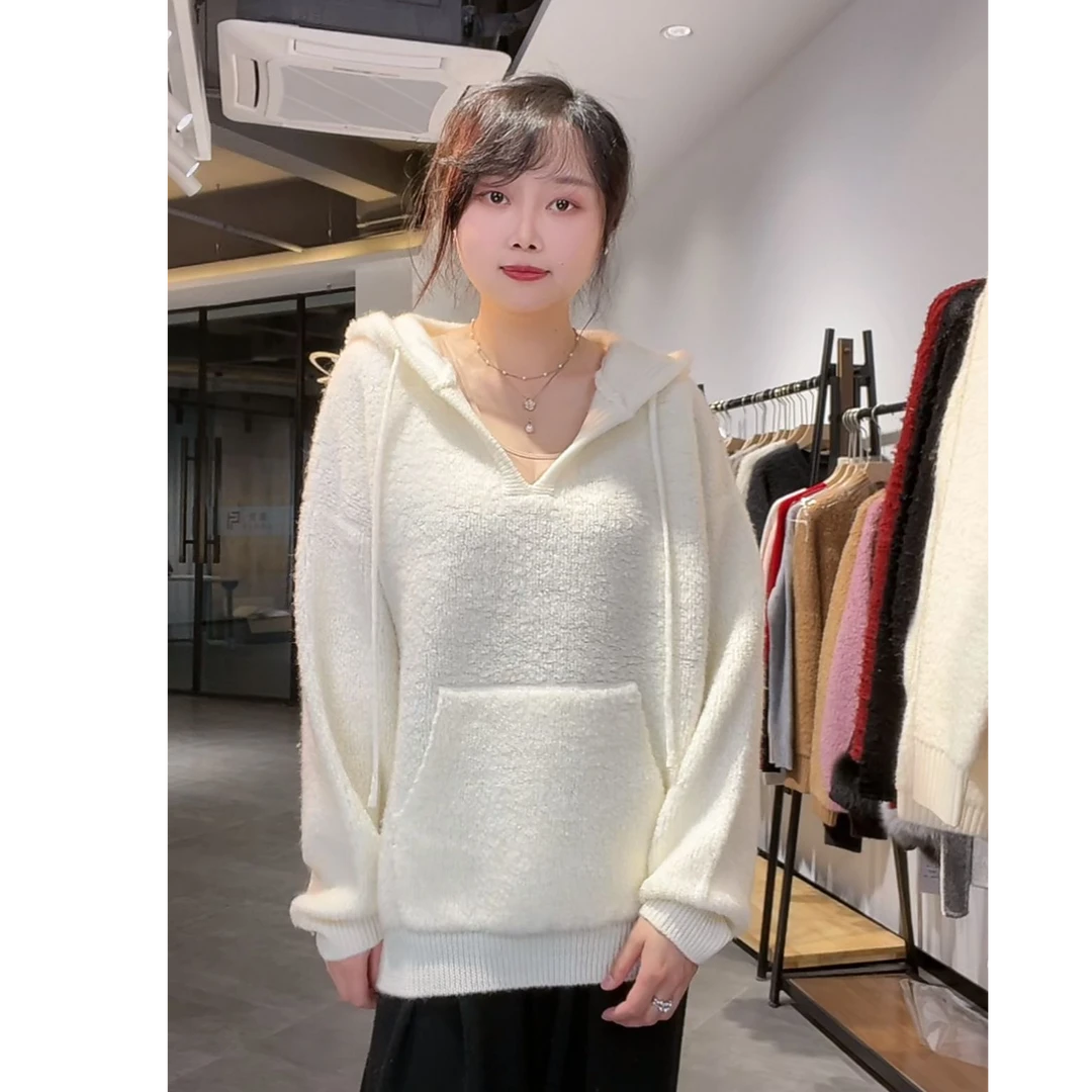 冬季新款毛巾绣羊毛连帽针织衫TS84123