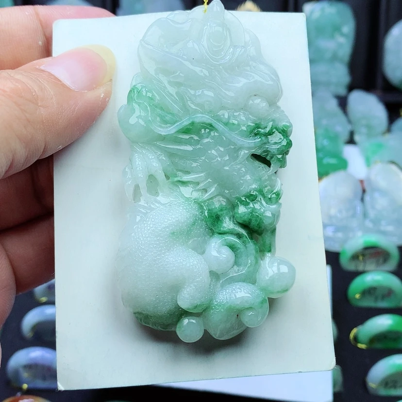 【闪购商品】翡翠挂件未镶嵌)