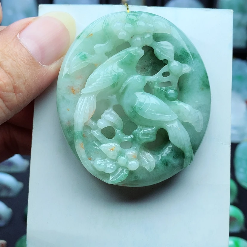 【闪购商品】翡翠挂件未镶嵌)