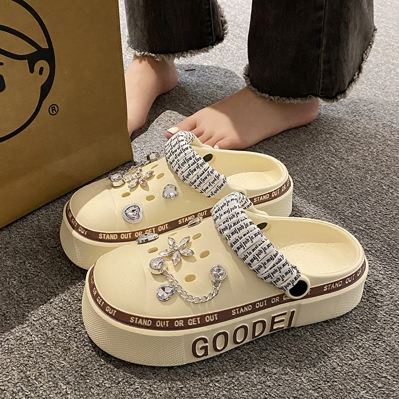 新款时尚松糕底洞洞鞋女款厚底增高网红可爱沙滩包头凉拖鞋外穿女