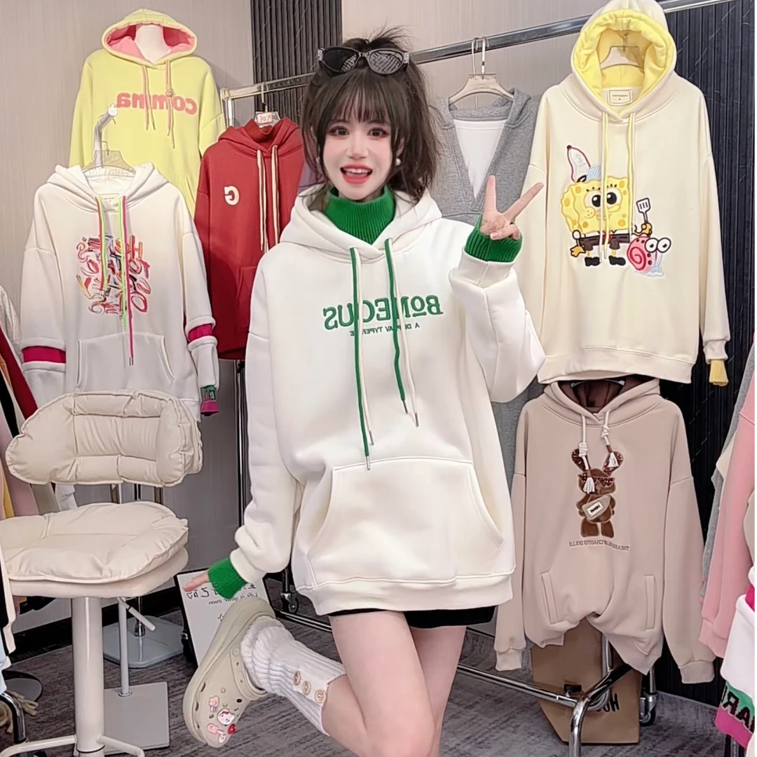 2024冬季新款时尚加绒长袖休闲减龄百搭宽松显瘦印花圆领卫衣