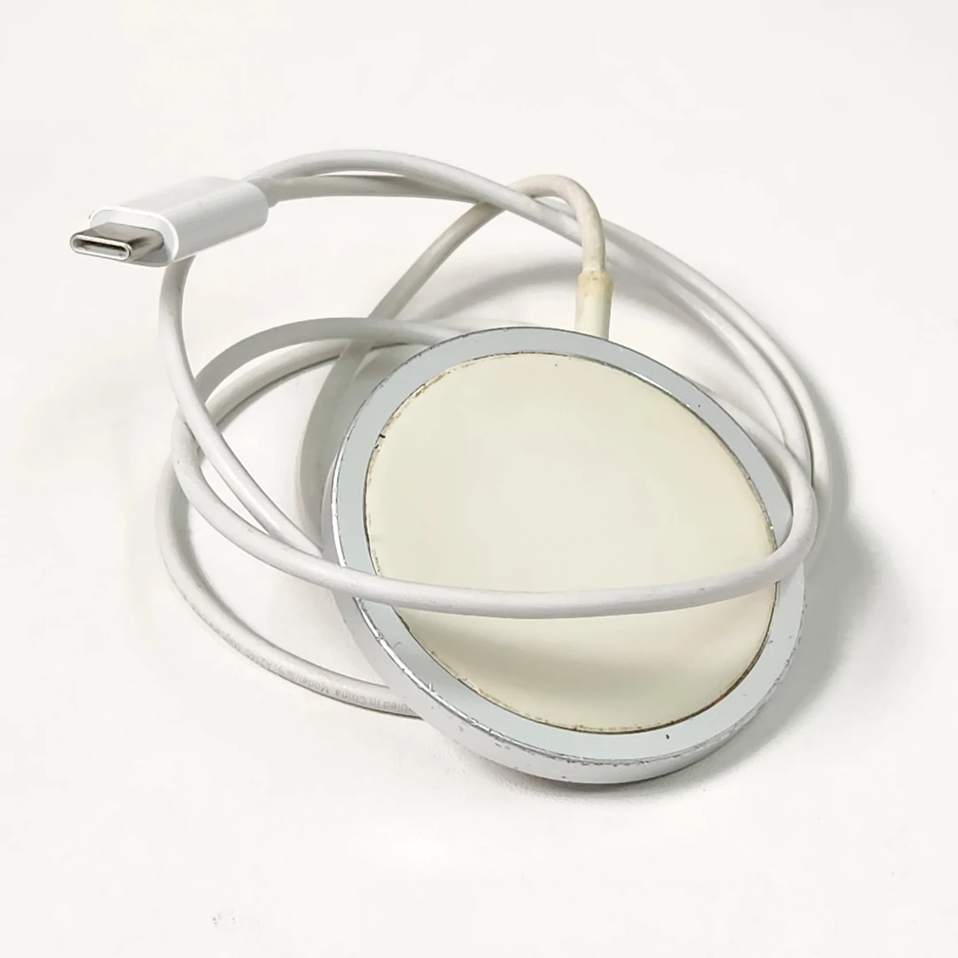 80新 Apple/苹果 原装正品二手MagSafe 磁吸无线充电器Qi无线充电