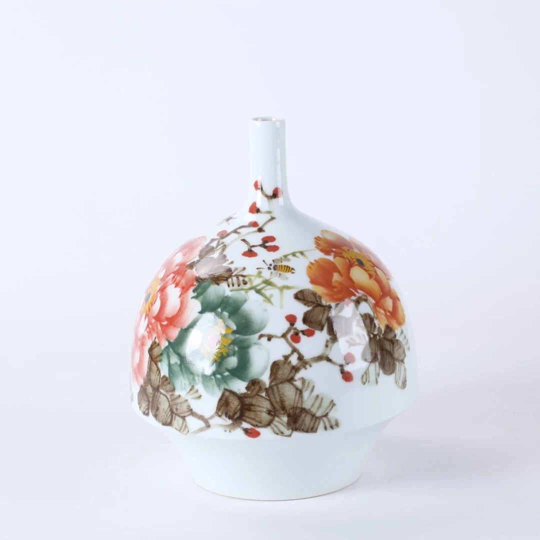 景德镇花开富贵铃铛瓶