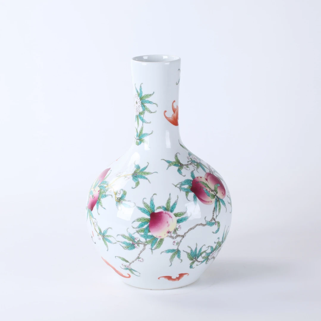 景德镇粉彩九桃天球瓶