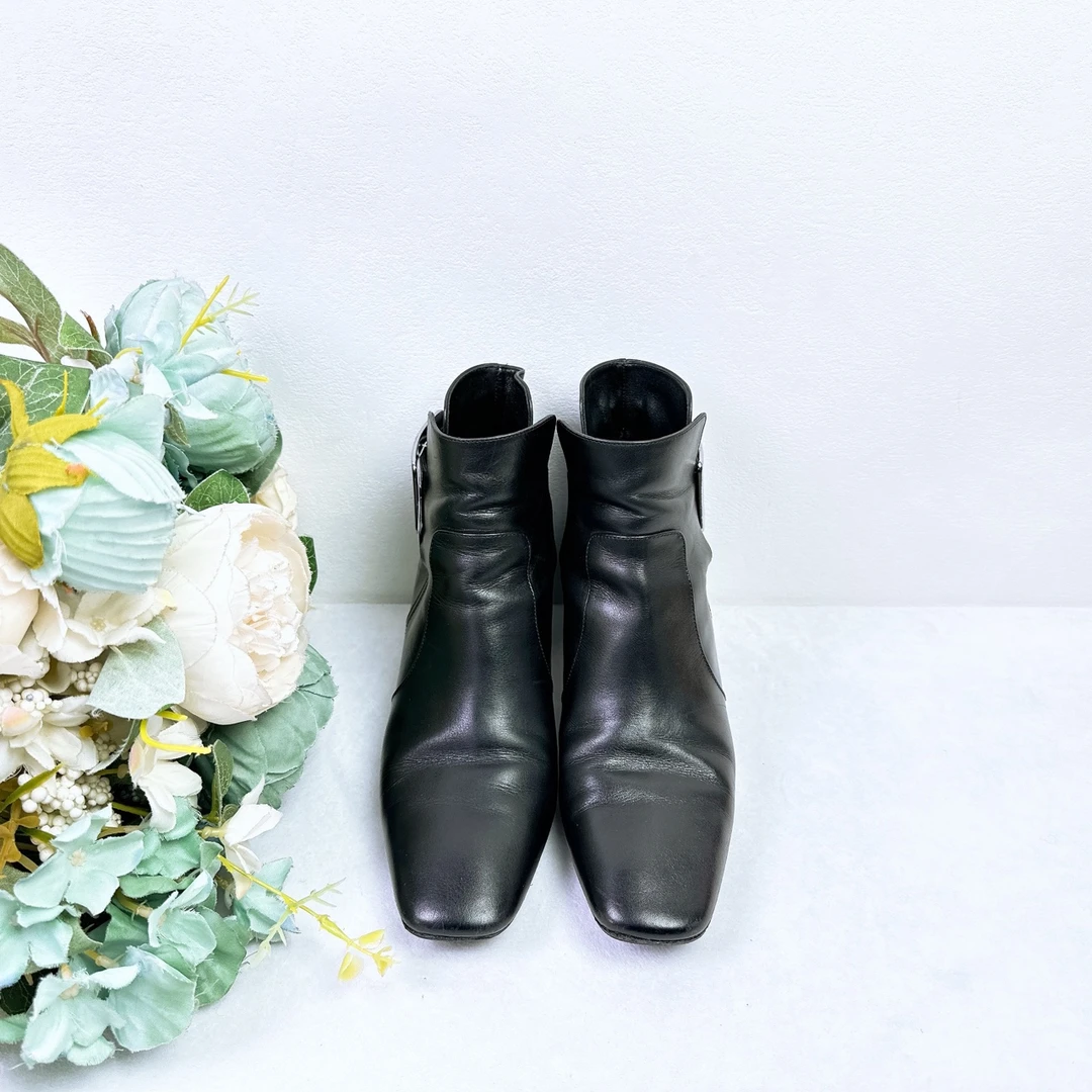 95新 Roger Vivier/罗杰·维威耶 高跟鞋/35.5码/95成色/Xspn2536