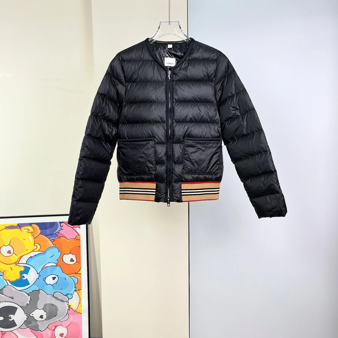 99新 BURBERRY/博柏利 羽绒服/S码/Xsp29212