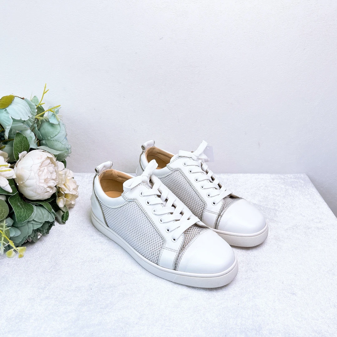 95新  Christian Louboutin小白鞋/41码/成色/Xspa2748