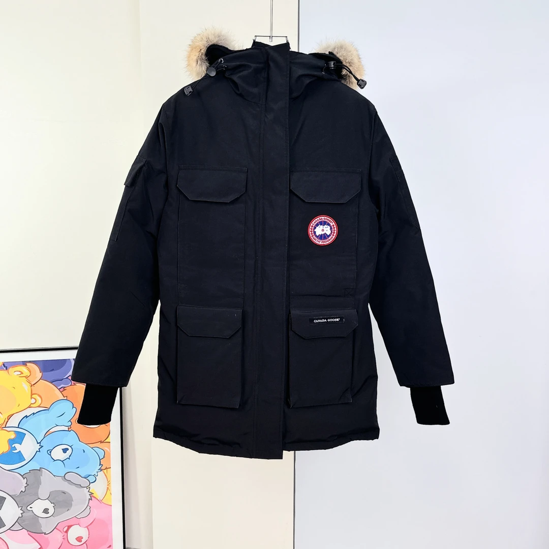 99新  CanadaGoose羽绒服/XS码/成色99/Xsp27561