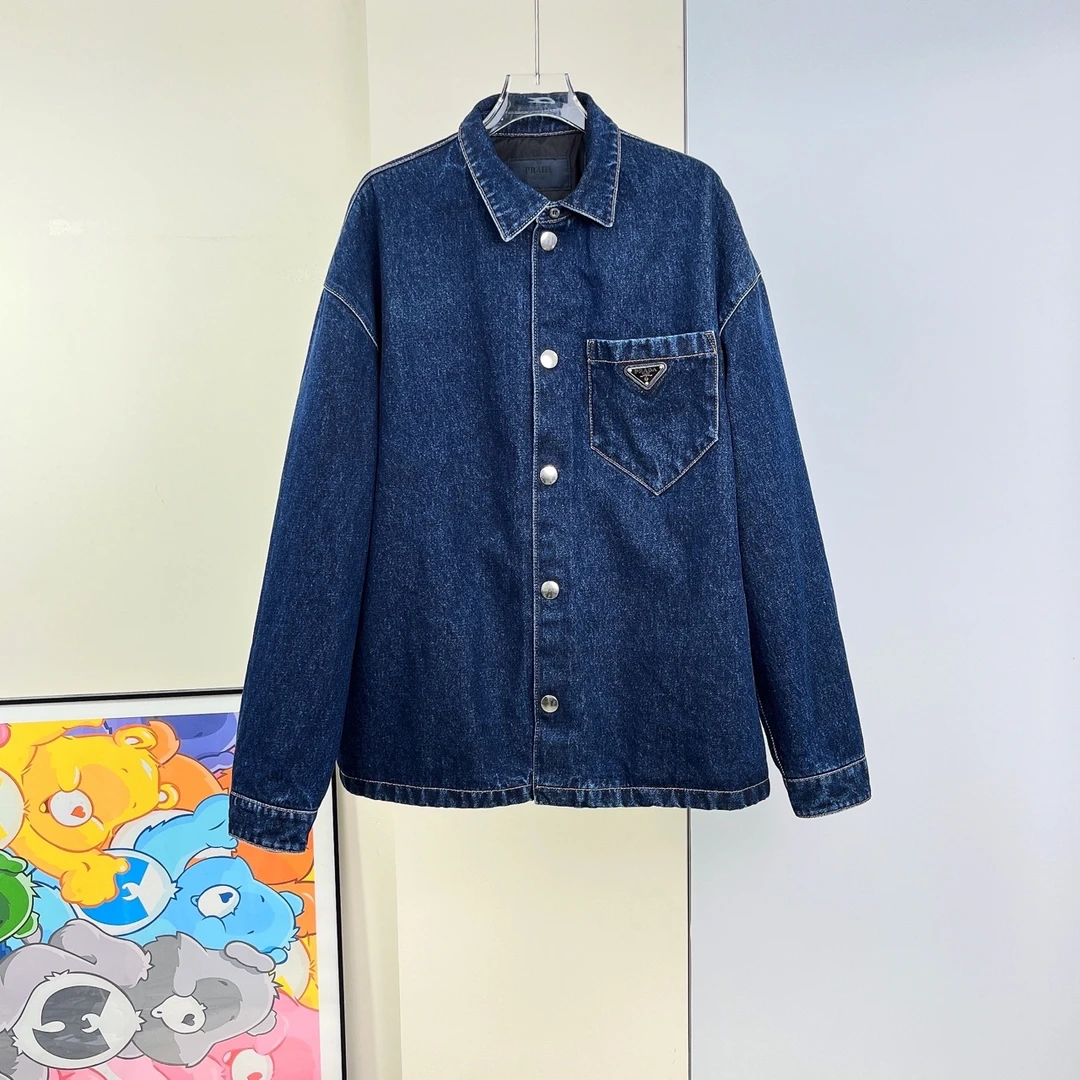 99新 Prada/普拉达 外套/L码/成色99/Xsp26761