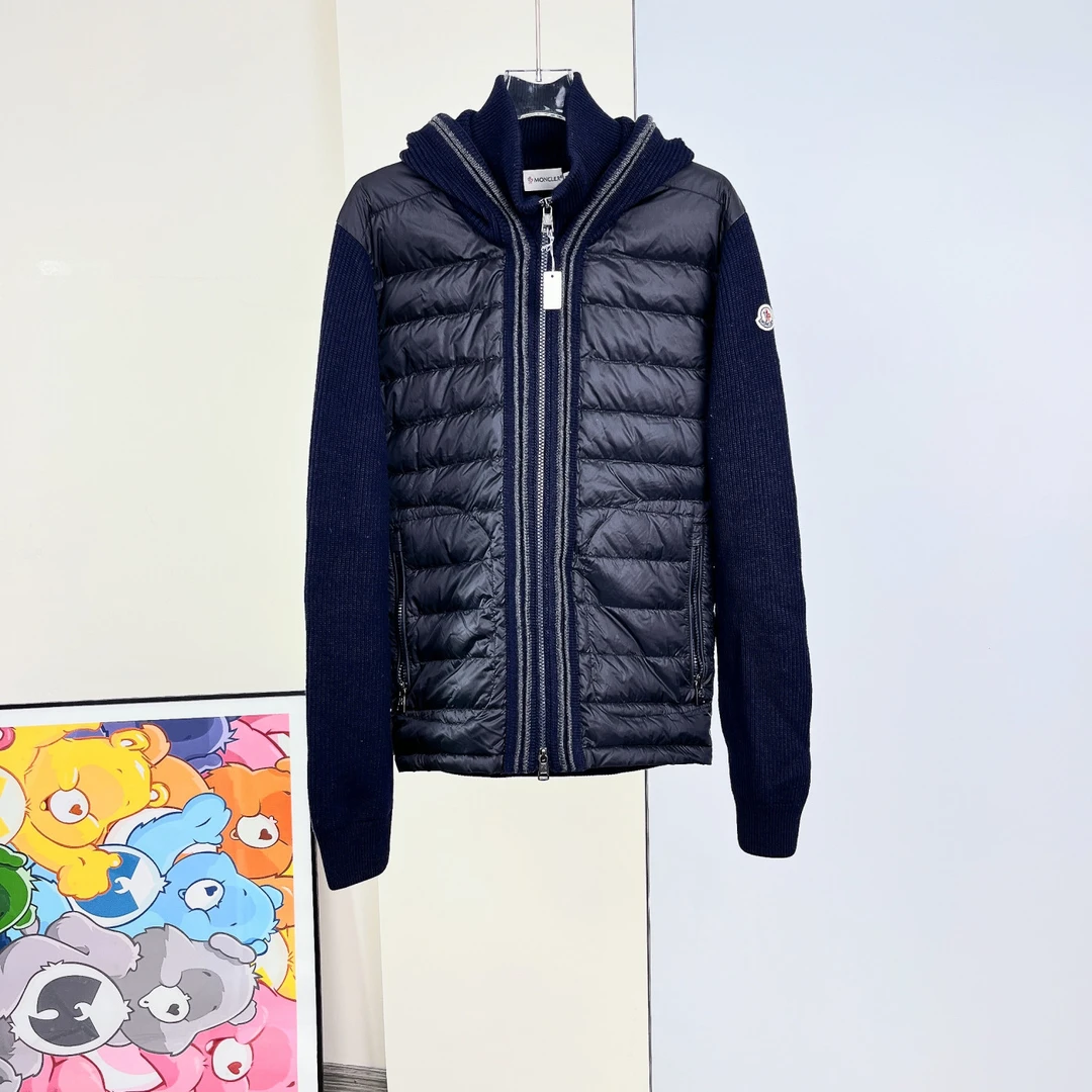 99新 MONCLER 羽绒服/M码/成色99/Xsp28198