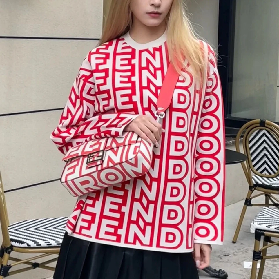 全新未使用 FENDI/芬迪 套头针织上衣/38码/Xsp31096