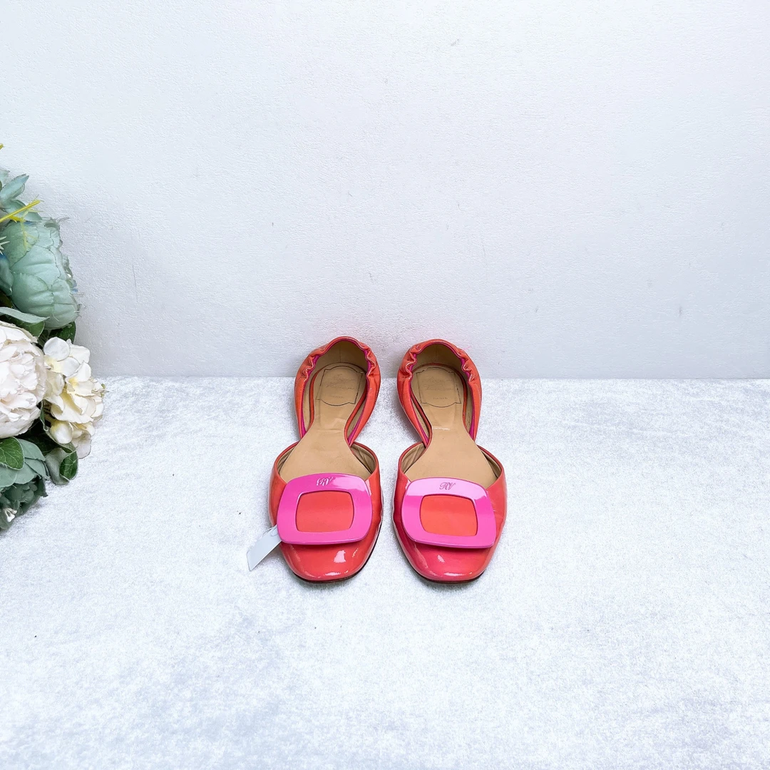 95新 Roger Vivier/罗杰·维威耶 平底鞋 /36码/成色/Xsp28548