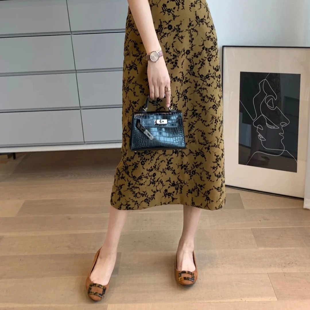 99新 Roger Vivier/罗杰·维威耶 平底鞋/36.5码/Xsp30867