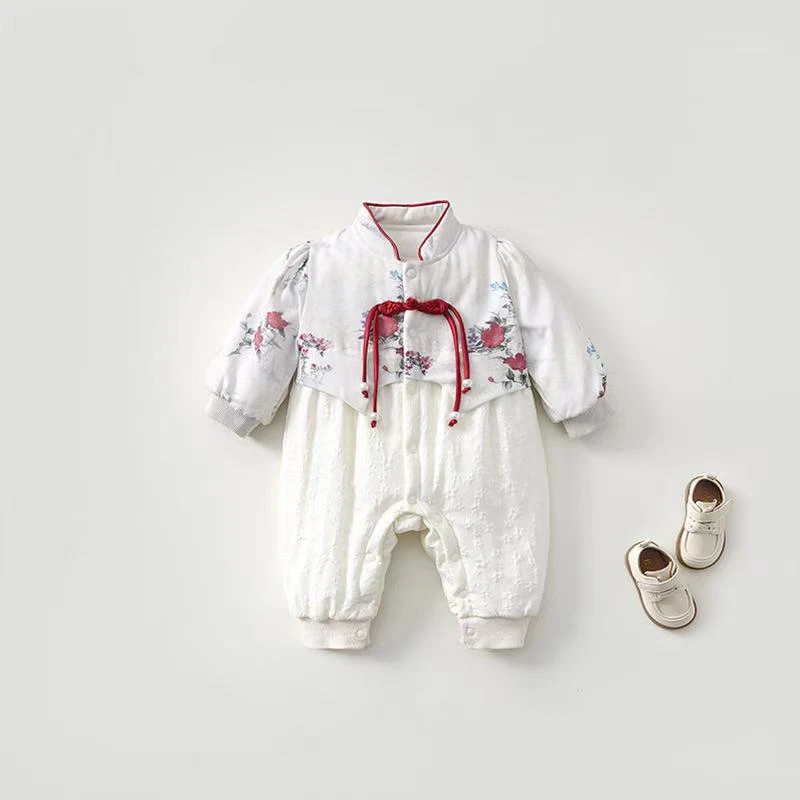 6 司藤 婴儿宝宝满月120克夹棉宝宝闭档连体衣哈衣新生儿百天