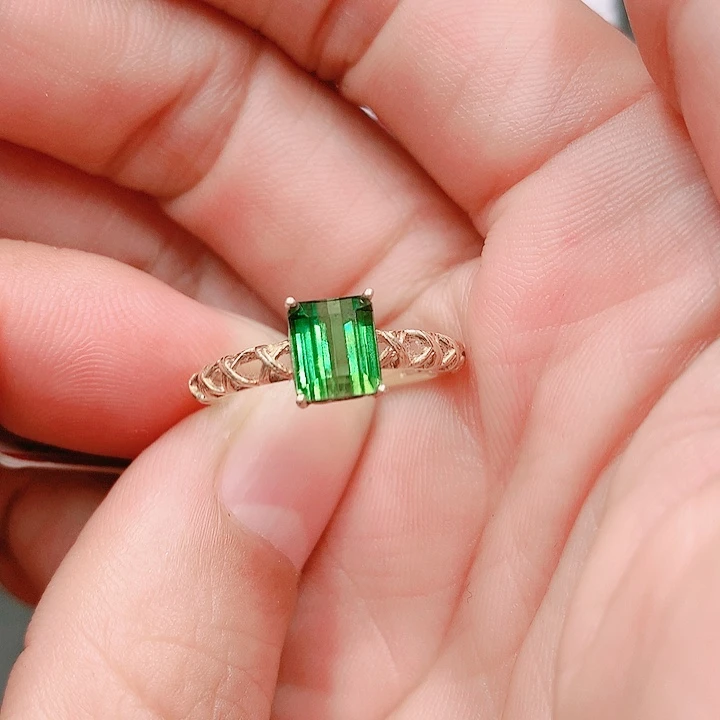 碧玺戒指18K金镶嵌5.8✖️6.6