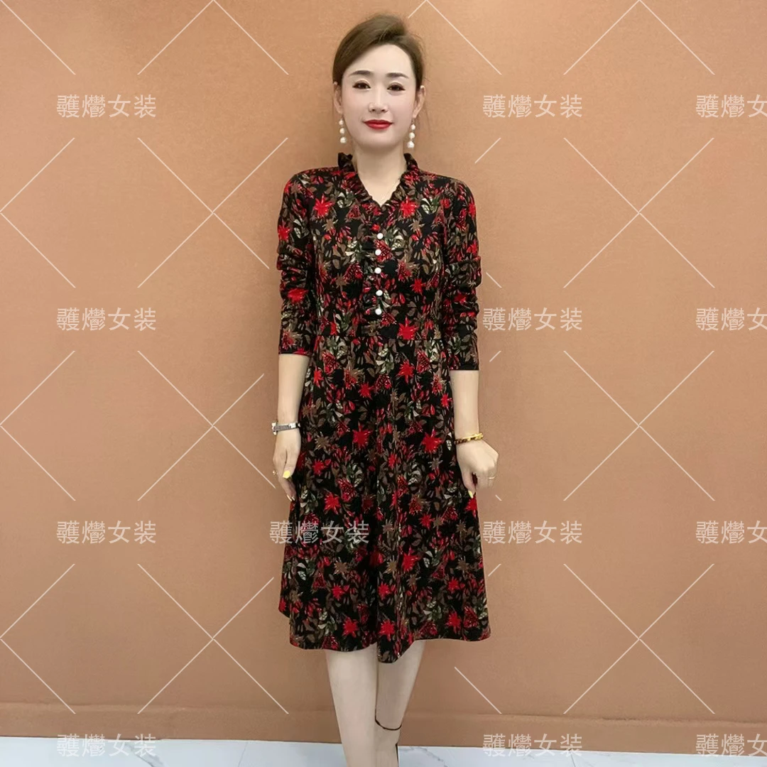 2024秋季新款木耳领碎花连衣裙中老年妈妈装遮肉显瘦1840
