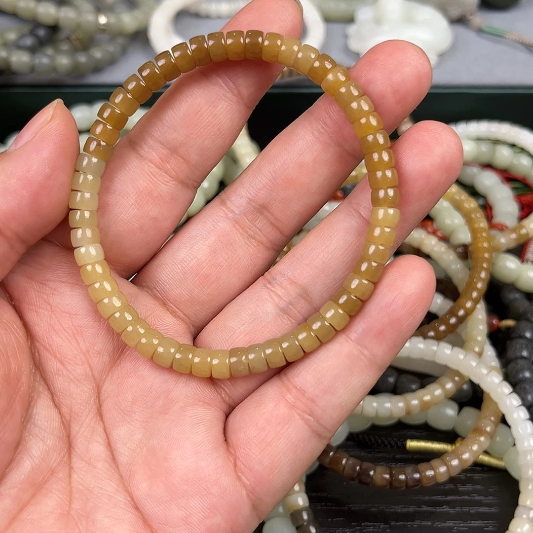 和田玉手串未镶嵌V****.