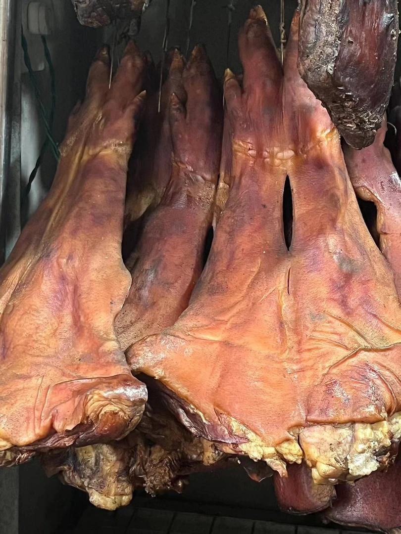 【腊猪脚】浏阳农家腊猪脚现场称重