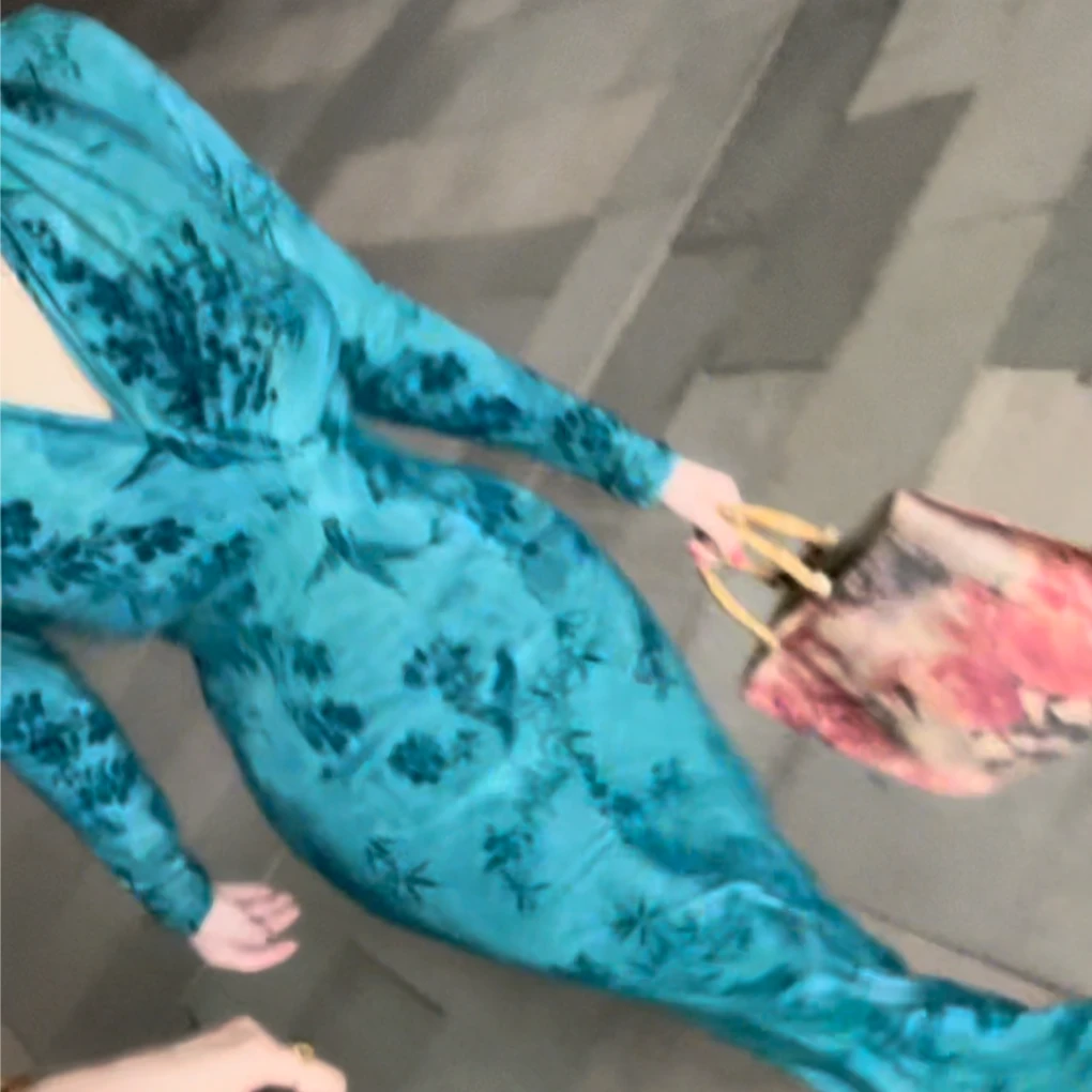 LHMknk1画报夫人原创自制温柔植绒烧花弹力修身鱼尾连衣裙  喜蓝