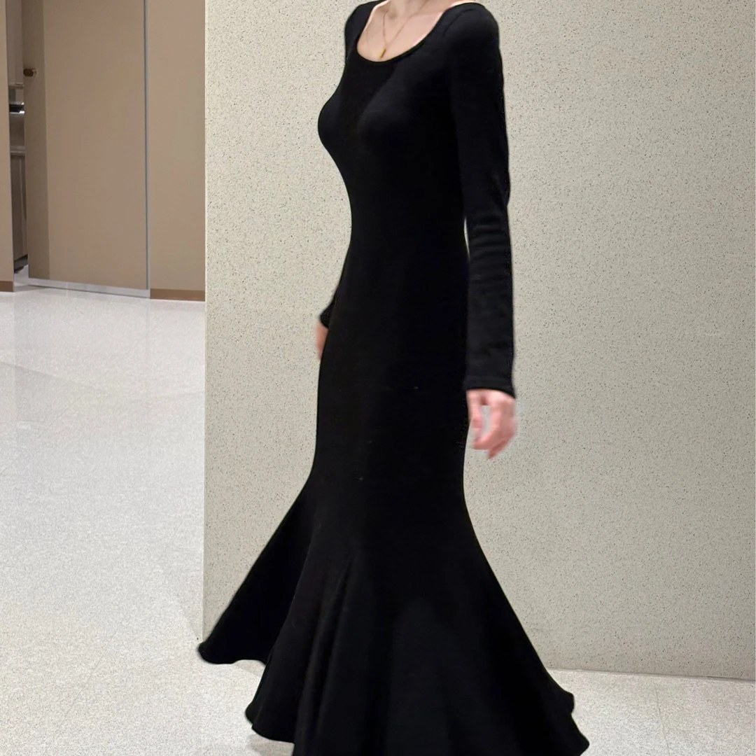 LHMknk1画报夫人原创自制秋冬厚款针织鱼尾裙 新黑色方领步步生莲