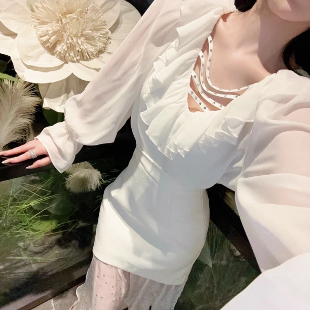 高端局交叉烫钻上衣