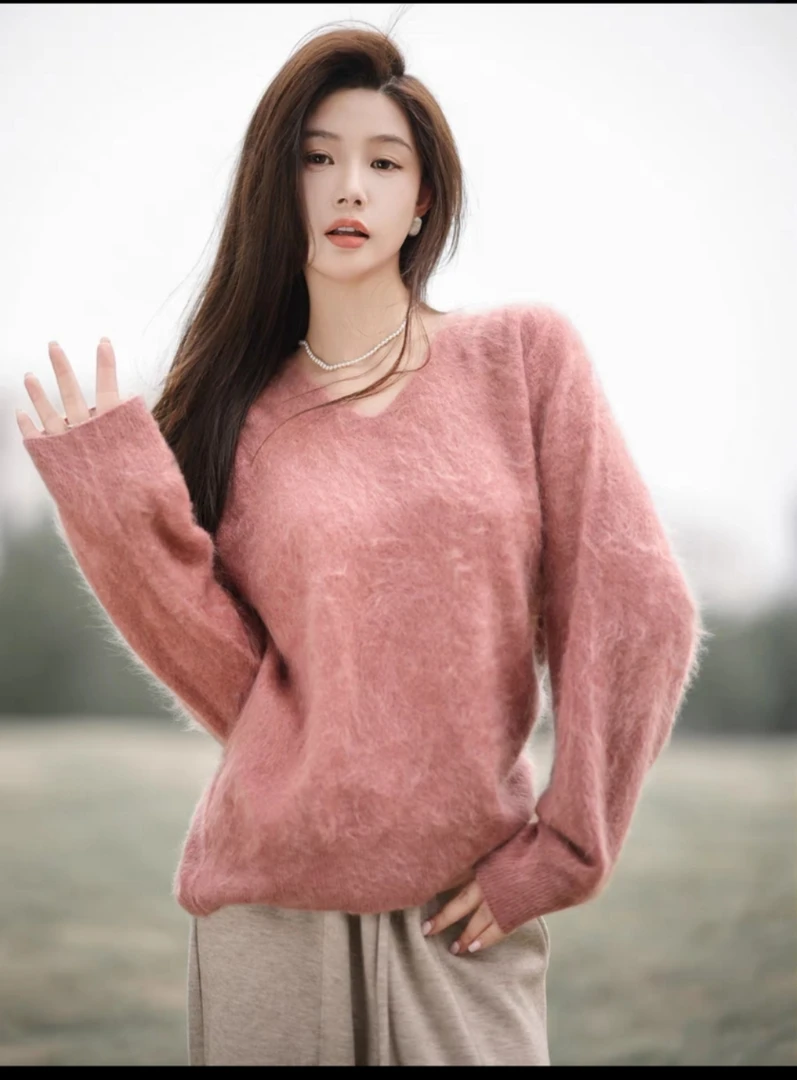 秋冬新款山羊绒拉绒，奶fufu软糯山羊绒v领毛衣
