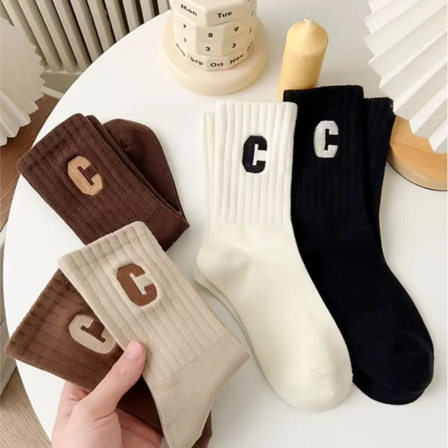 [2.9元4双颜色随机]秋冬款字母大C运动袜透气中筒袜百搭潮流袜子