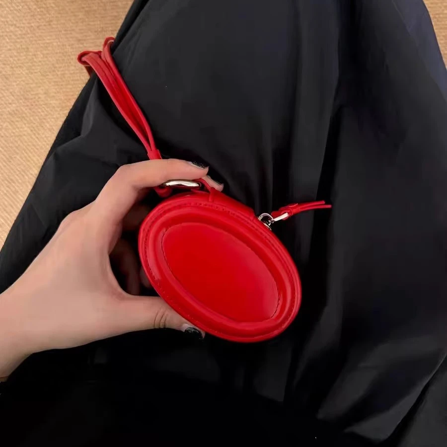 小众设计迷你耳机口红小包2025新款质感圆盒首饰包韩版红色包包