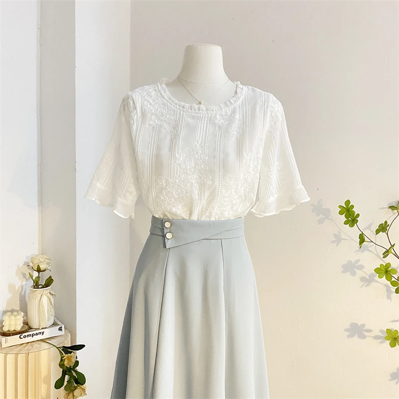 法式超仙喇叭袖圆领衬衫女夏季设计感小众刺绣雪纺衫短袖小衫上衣