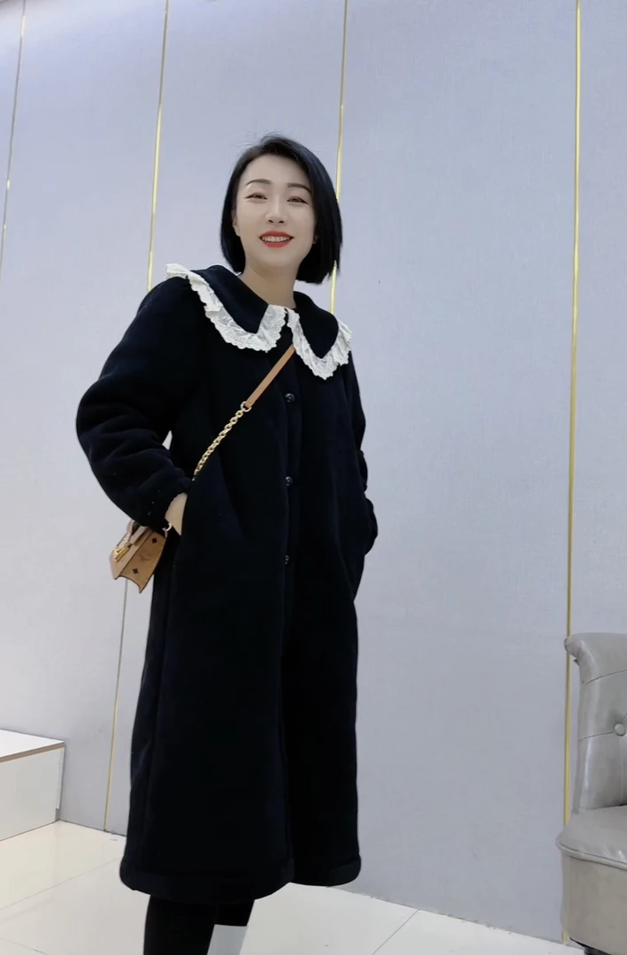 SZ加厚拼接蕾丝边中长款家居服