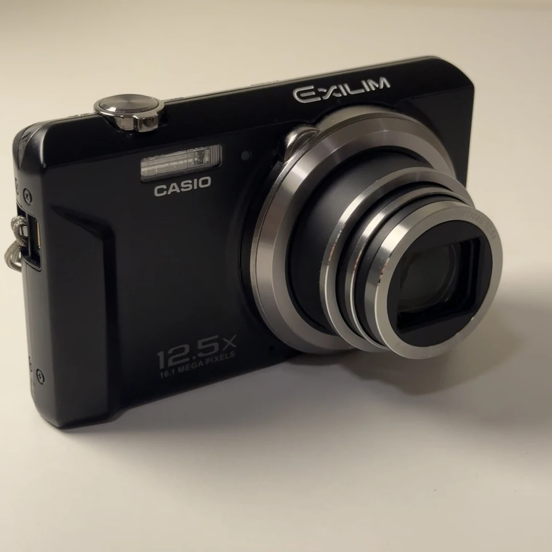 95新  CASIO/卡西欧 zs150 黑色 1610万像素 12.5倍变焦 ccd