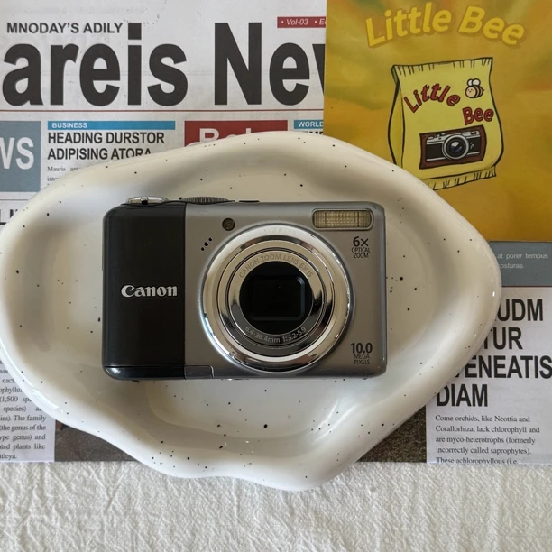 95新  Canon/佳能 a2000 银色820万像素 ccd