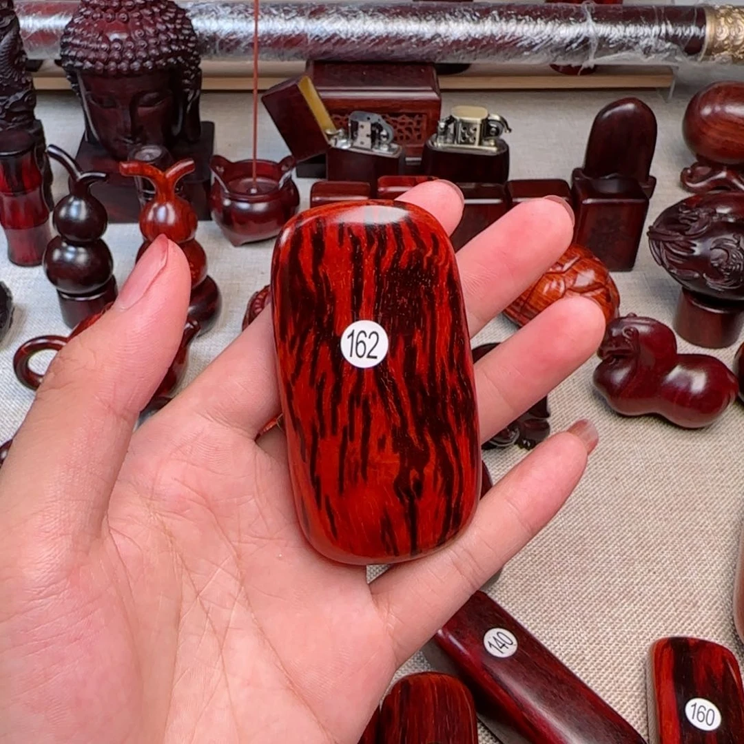 檀香紫檀(小叶紫檀)曾*贤