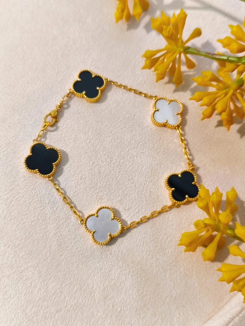 18k金镶嵌 五花熊猫手链 粗款 女士精美百搭优雅