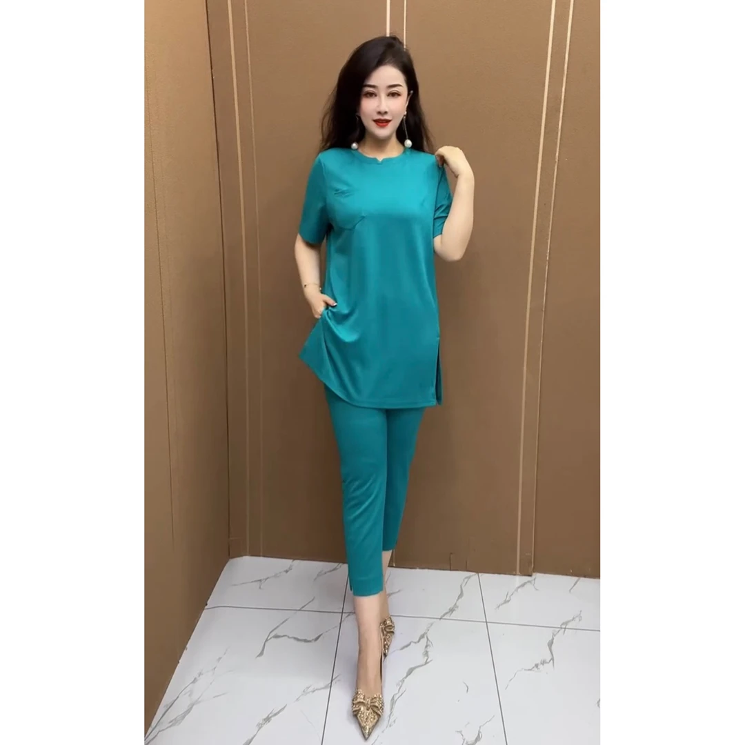 女神节新款纯色时尚妈妈装简约气质洋气显瘦宽松减龄百搭两件套