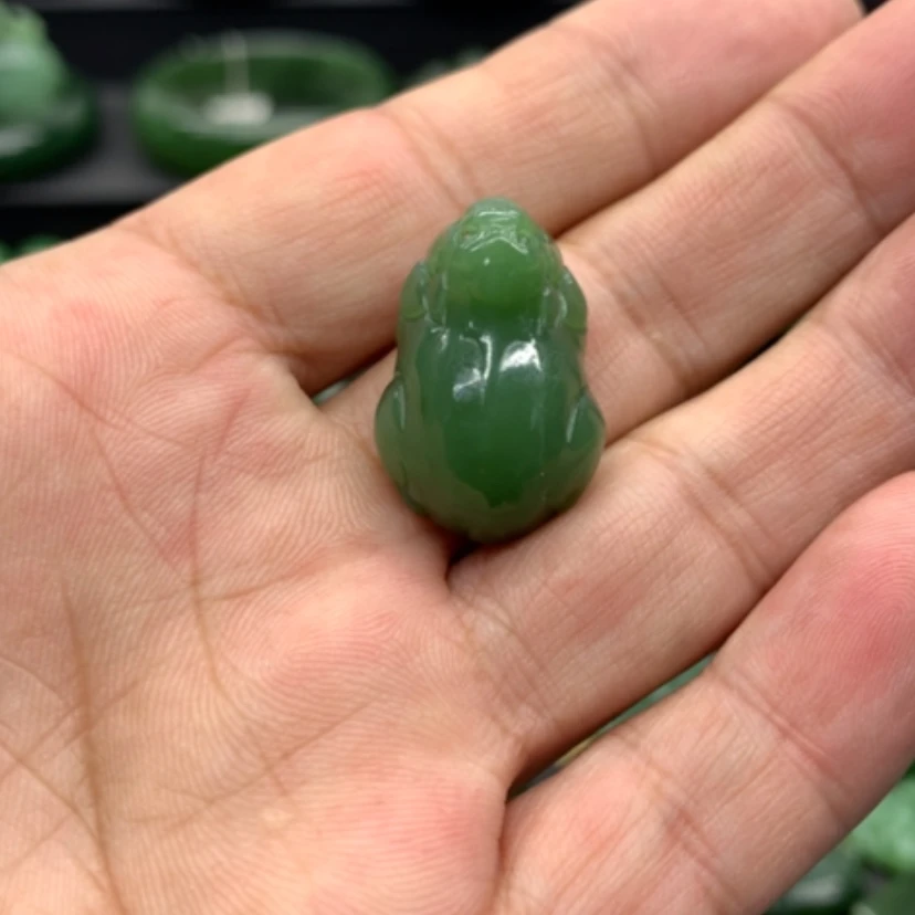【闪购商品】和田玉（碧玉）颈饰未镶嵌天**哇