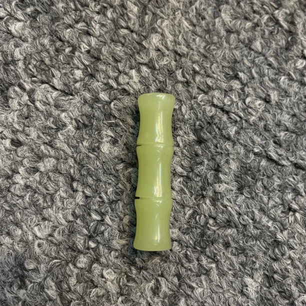 黄口竹节吊坠*YZW11912(多样性发货)
