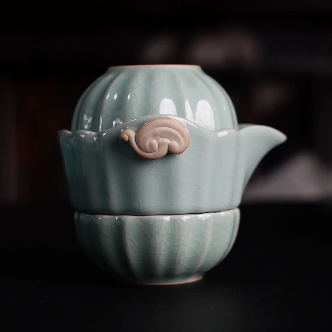 【启宋·汝官窑】 汝瓷原矿豆绿釉水金鱼快客三件套纯手工汝瓷名窑