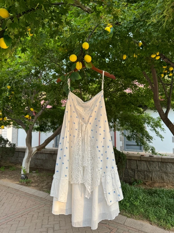 编号B279 花衣部落夏季甜美气质百搭小清新碎花蕾丝不规则吊带裙