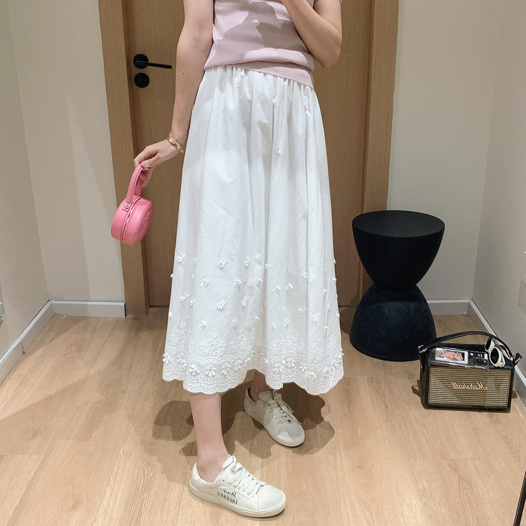大叮自制清仓 定制立体绣花镂空刺绣A字半身裙！Q522
