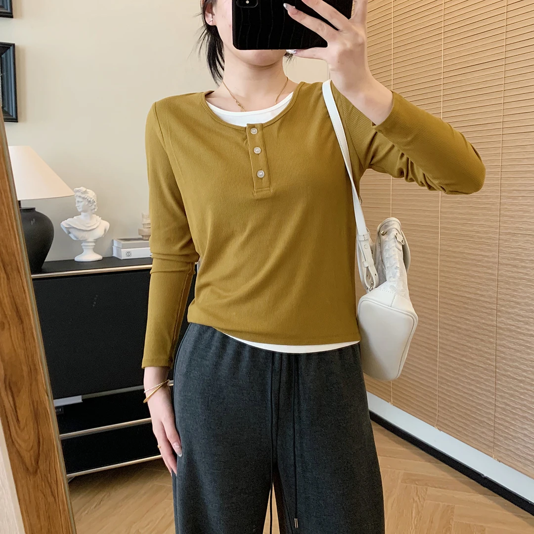 大叮自制清仓【层次感撞色】三粒扣亨利领正肩假两件打底衫！S5429