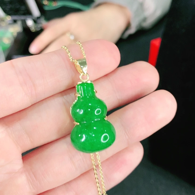 【闪购商品】翡翠耳饰未镶嵌