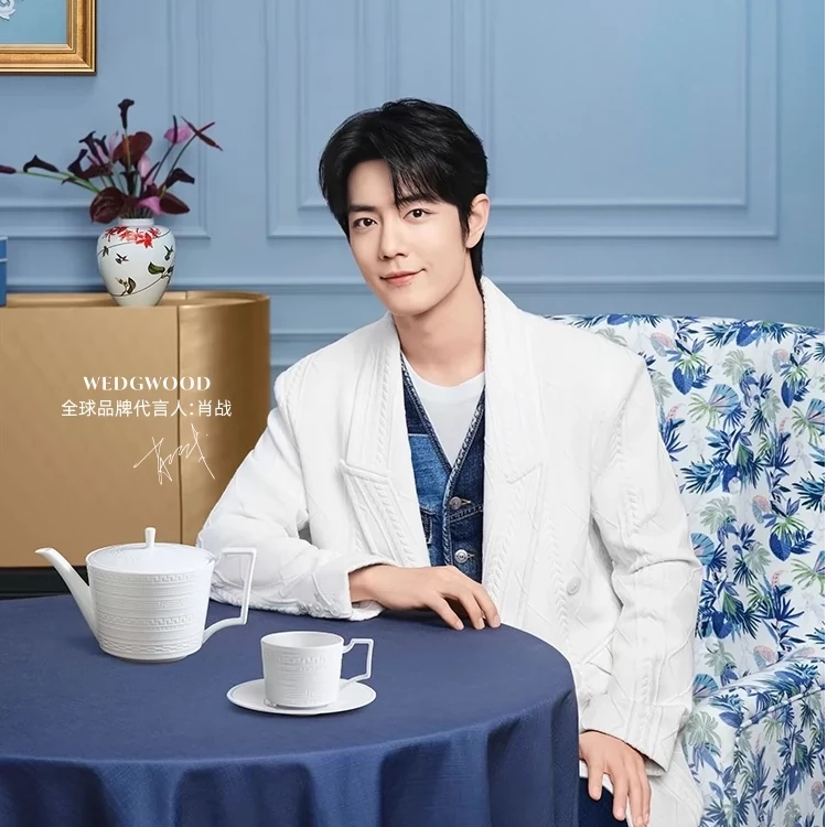 Wedgwood意大利浮雕一壶四杯四碟茶具壶茶骨瓷餐具新婚礼物